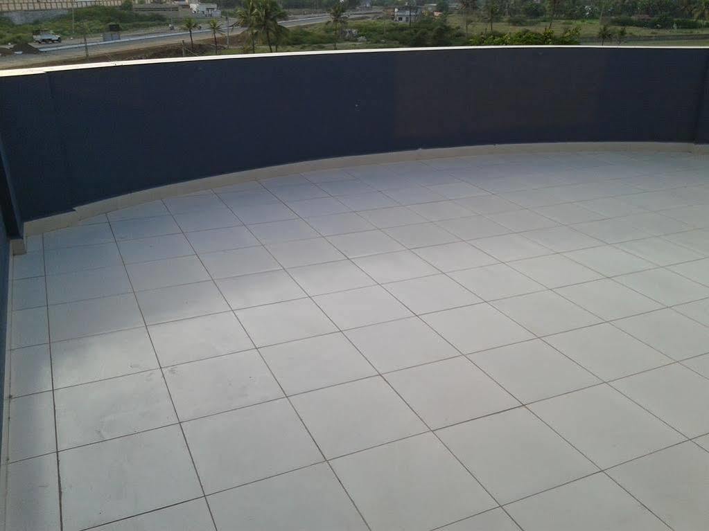 Hotel Sun Plaza Somnath Luaran gambar